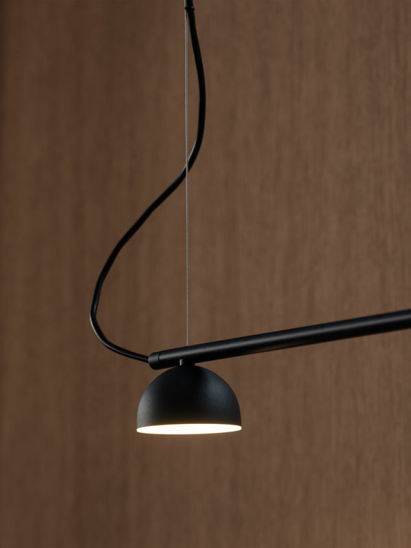 Blush pentant lamp rail3 black detail Ph Einar Aslaksen 873d69f4 f08e 4f4f b5c1 5df3106ad194