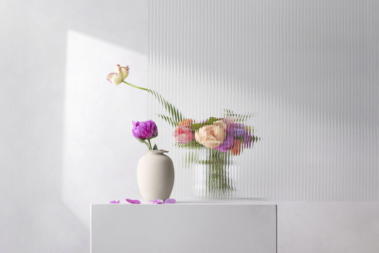 Brim vase