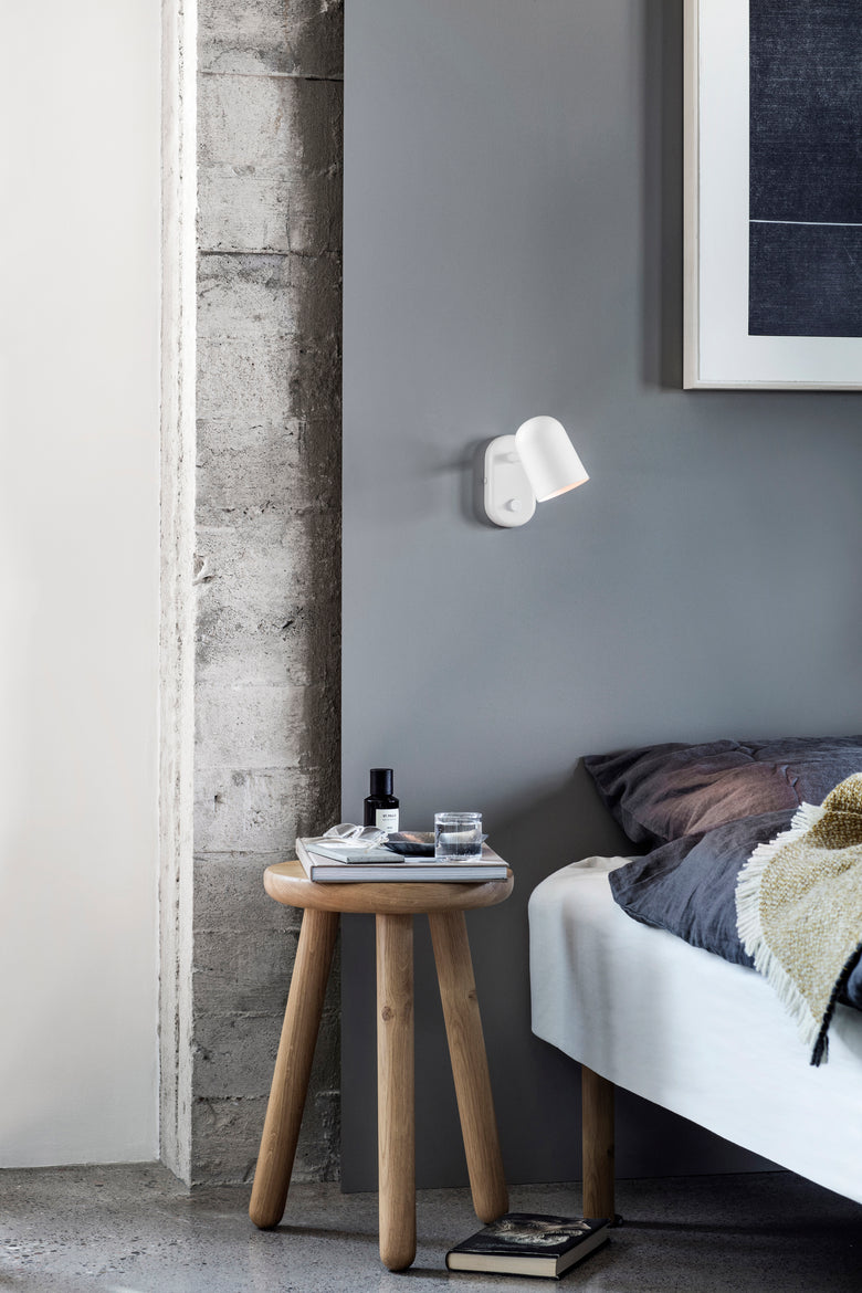 Buddy wall white bedside Photo Chris Tonnesen