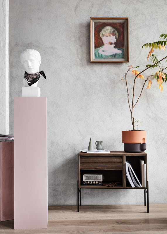 Hifive smoked oak cabinet with Oasis Photo Chris Tonnesen