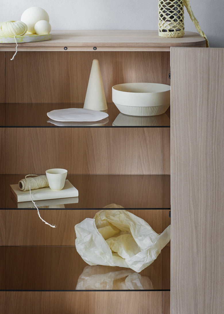 Loud cabinet