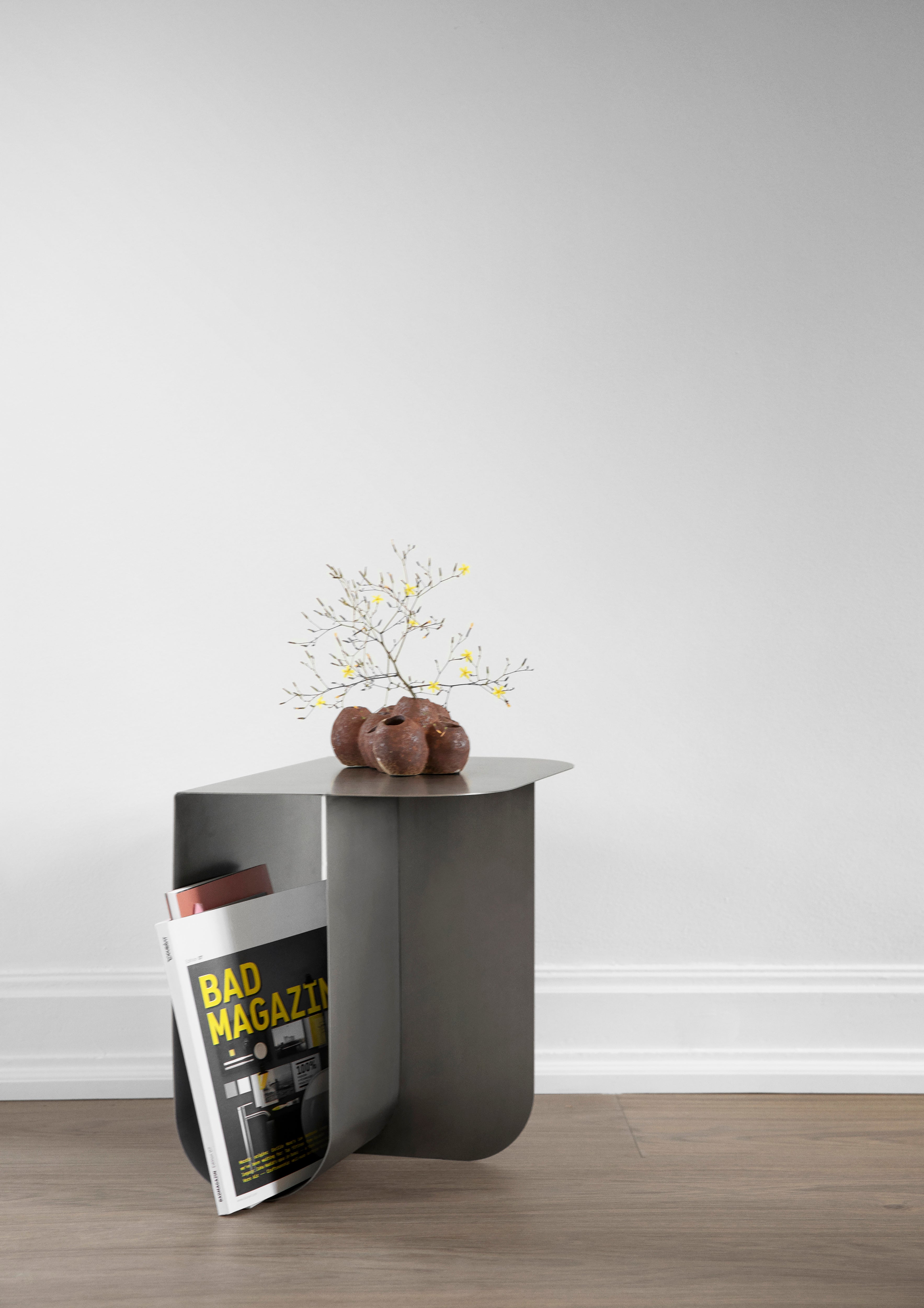 Mass side table