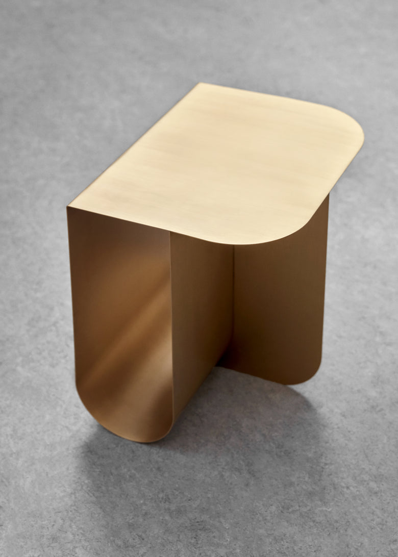 Mass side table