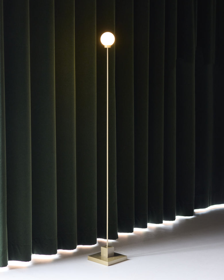 Snowball portable floor lamp