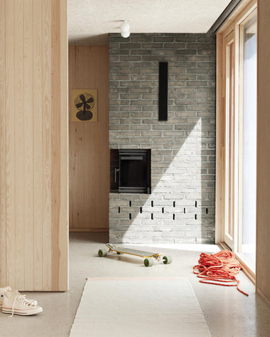 Spool runner grey green hallway Ph Sara Spilling